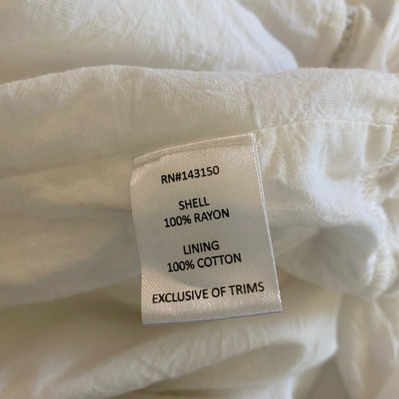 Anthropologie - Red and White Shorts -Chloe Oliver - Picture 6 of 7